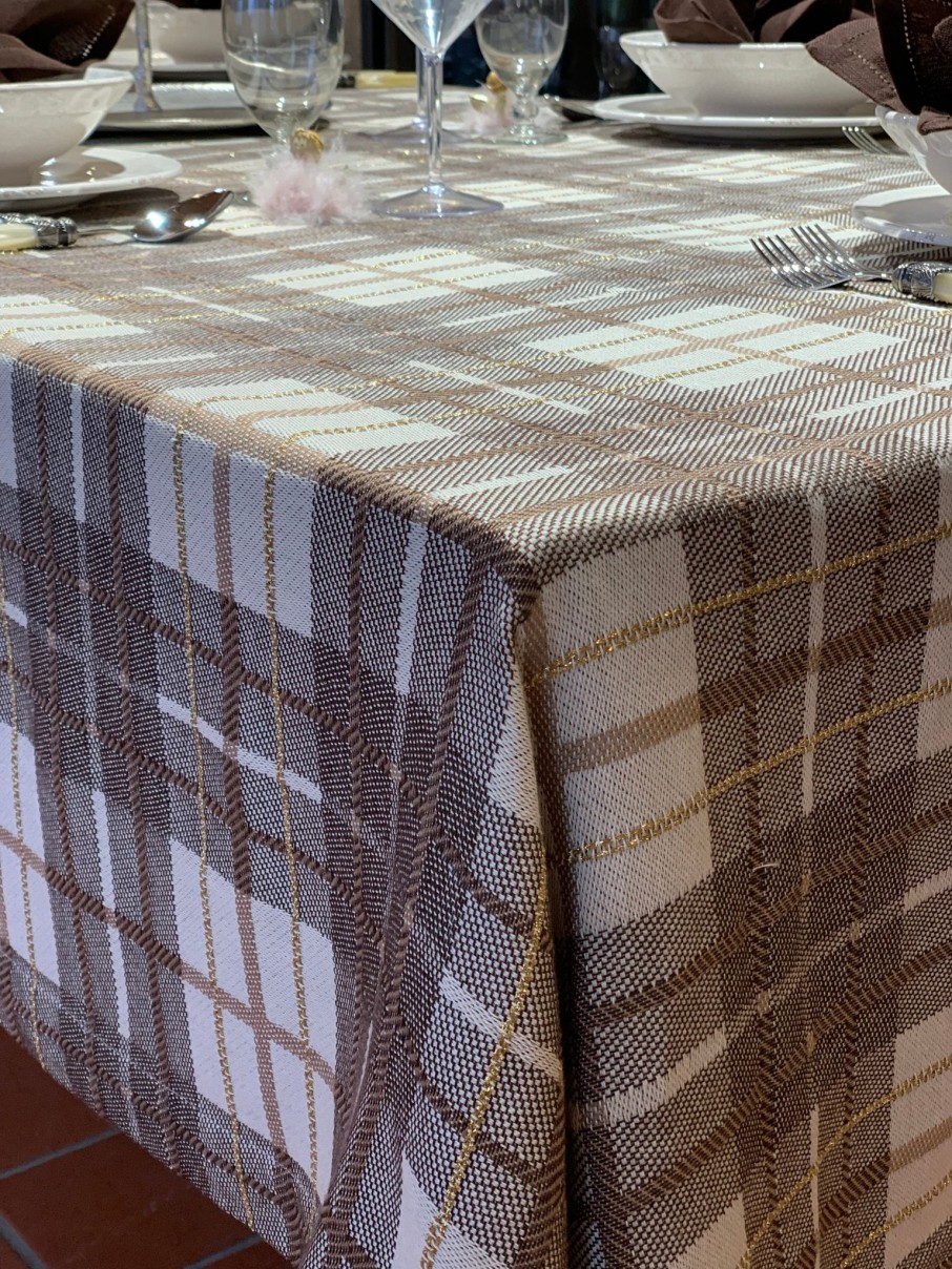 Tisch Busatti | Tartan-Tischdecke